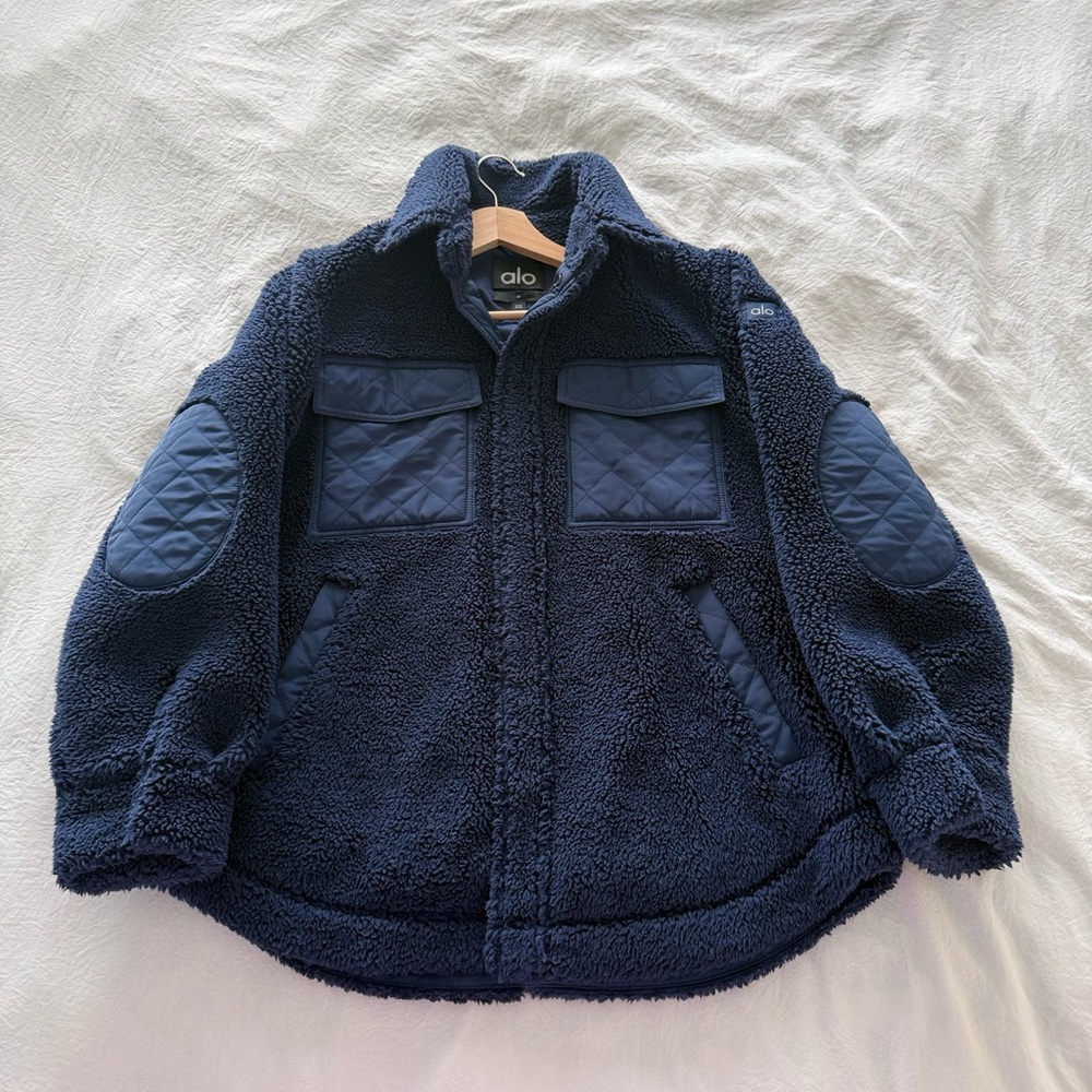 ALO Yoga Navy Sherpa Edge Shacket